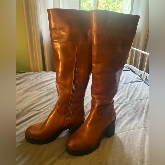 sister x soeur Shoes - Brand new Sister x Soeur boots- size 38